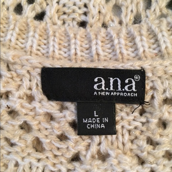 Top - Picture 2 of 2